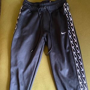 Nike Sweatpants